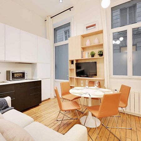 Beautiful Apt -1Br-4P- Tour Eiffel - Invalides Paris Exterior foto